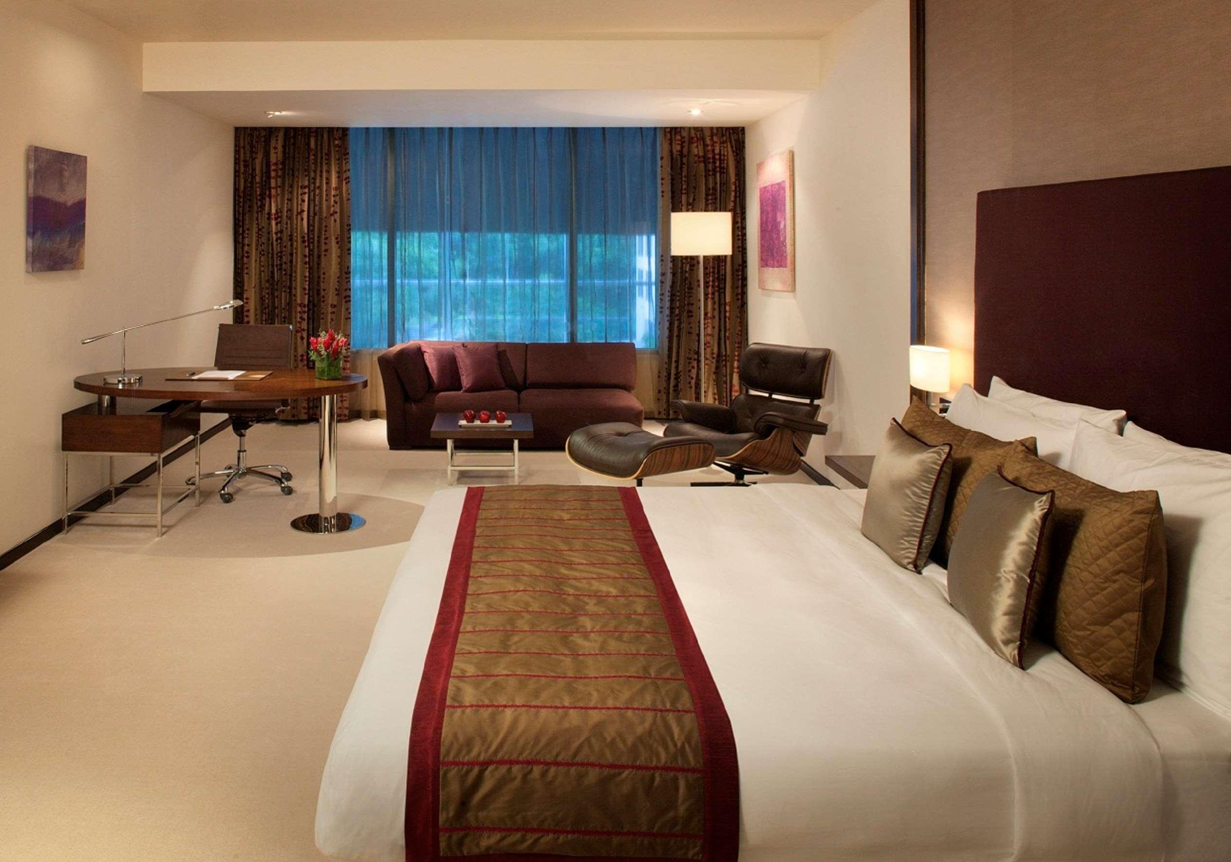 Radisson Blu Plaza Hotel Hyderabad Banjara Hills Номер фото A room at the Taj Bengal